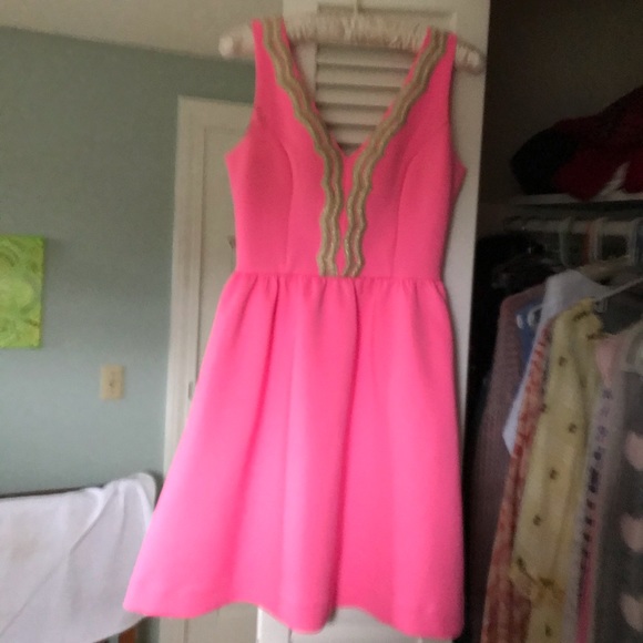 HOT PINK Lilly pulitzer dress worn once size XS - Picture 3 of 9